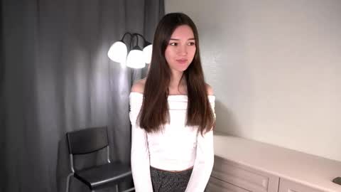 Snapshot of consuelabrasington chatting on March 22, 7:56 am Ellie online show from March 22, 7:56 am