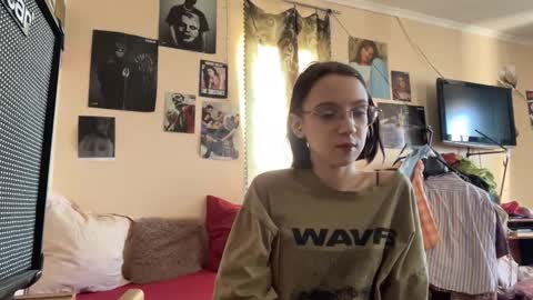 Snapshot of consuelamcelwaine chatting on March 9, 1:48 pm consuelamcelwaine online show from March 9, 1:48 pm