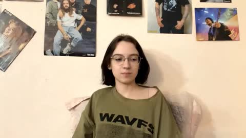 Snapshot of consuelamcelwaine chatting on March 15, 2:34 pm consuelamcelwaine online show from March 15, 2:34 pm