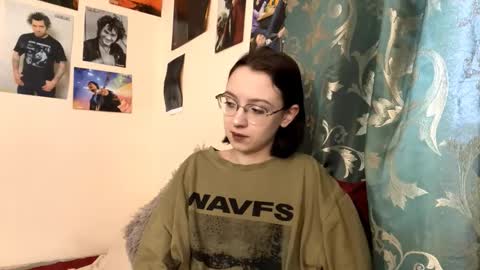 Snapshot of consuelamcelwaine chatting on March 17, 2:42 pm consuelamcelwaine online show from March 17, 2:42 pm