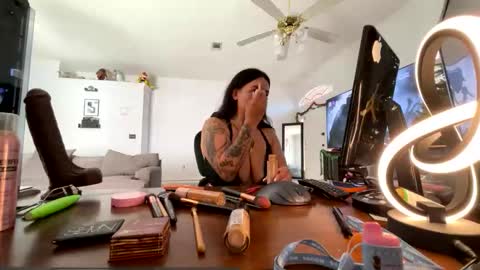 controllercutie online show from December 20, 5:20 pm