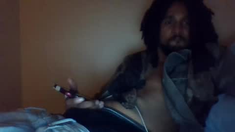 Snapshot of convertibl chatting on December 22, 5:01 am convertibl online show from December 22, 5:01 am