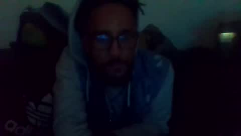 Snapshot of convertibl chatting on March 5, 7:48 am convertibl online show from March 5, 7:48 am