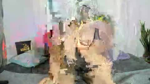 conyabril online show from December 17, 6:36 pm