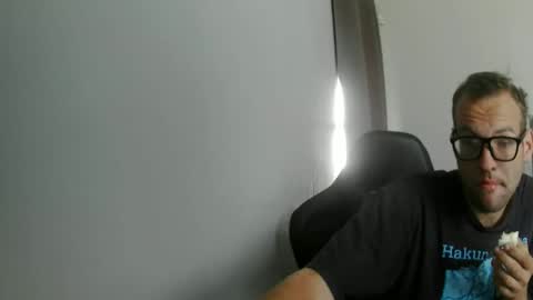 cookiecandyx online show from May 16, 8:11 am