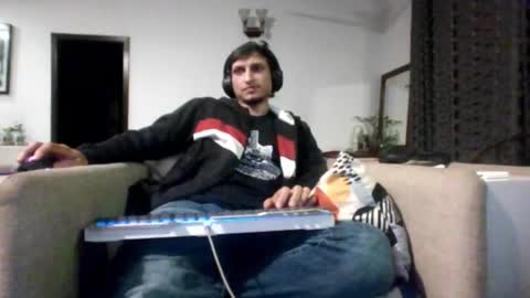 Cool2Buddies online show from January 5, 11:41 pm