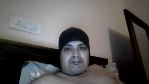 Cool Breeze09 online show from February 28, 9:55 pm