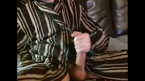 Snapshot of coolbreeze420842217 chatting on December 19, 4:36 pm coolbreeze420 online show from December 19, 4:36 pm