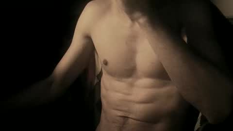 Snapshot of coolmementox chatting on November 17, 4:35 pm ChoveEnArrakis online show from November 17, 4:35 pm