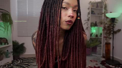 Snapshot of cooper_reds chatting on December 11, 5:37 pm ROSELL 3 online show from December 11, 5:37 pm