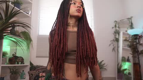 Snapshot of cooper_reds chatting on December 18, 6:03 pm ROSELL 3 online show from December 18, 6:03 pm