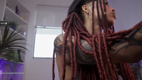 Snapshot of cooper_reds chatting on January 13, 3:15 pm ROSELL 3 online show from January 13, 3:15 pm