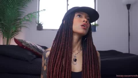 Snapshot of cooper_reds chatting on February 26, 3:52 pm ROSELL 3 online show from February 26, 3:52 pm