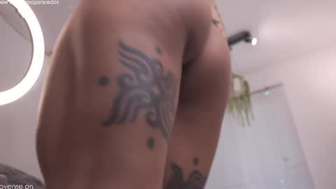 Snapshot of cooper_reds chatting on September 24, 3:37 pm ROSELL 3 online show from September 24, 3:37 pm