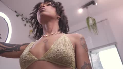 Snapshot of cooper_reds chatting on September 28, 8:36 pm ROSELL 3 online show from September 28, 8:36 pm