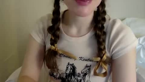 Snapshot of copperpearl chatting on December 3, 5:55 pm CopperPearl online show from December 3, 5:55 pm