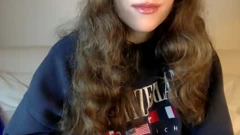 Snapshot of copperpearl chatting on December 19, 10:13 am CopperPearl online show from December 19, 10:13 am