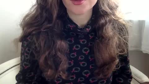 Snapshot of copperpearl chatting on December 23, 1:13 pm CopperPearl online show from December 23, 1:13 pm