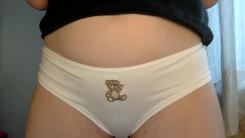 Snapshot of copperpearl chatting on February 24, 3:53 pm CopperPearl online show from February 24, 3:53 pm