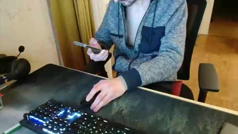 Snapshot of coquinefr6757 chatting on February 12, 10:16 pm coquinefr6757 online show from February 12, 10:16 pm