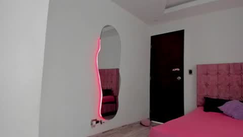 Snapshot of cora22_ chatting on July 1, 7:57 pm CORA online show from July 1, 7:57 pm