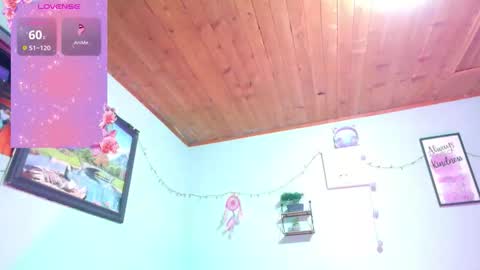 Coral online show from December 2, 11:11 pm