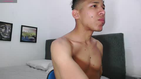 Snapshot of corbin_jr chatting on April 18, 6:56 pm Corbin Jr online show from April 18, 6:56 pm