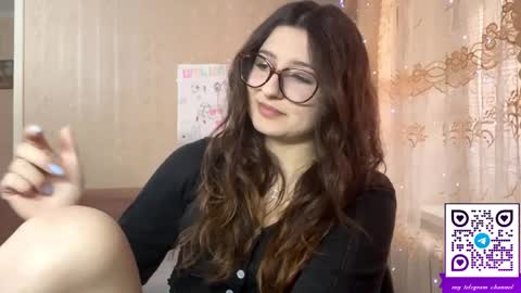 Snapshot of coreycorcoran chatting on April 10, 1:05 pm Elisheva online show from April 10, 1:05 pm