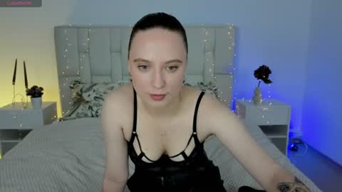 Snapshot of cornelia_kitty chatting on August 9, 3:17 pm Cornelia online show from August 9, 3:17 pm