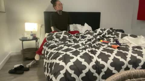Snapshot of corphoriaorgasmica chatting on March 22, 6:06 am corphoriaorgasmica online show from March 22, 6:06 am