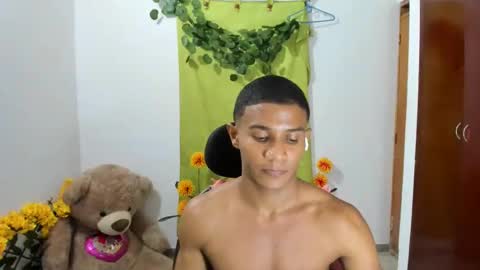 Ethan  online show from March 6, 1:37 am