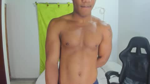 Ethan  online show from May 12, 4:48 pm