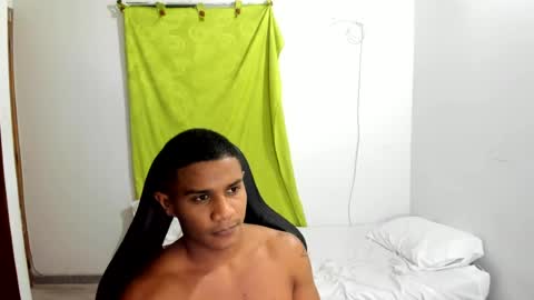 Ethan  online show from June 25, 1:16 am
