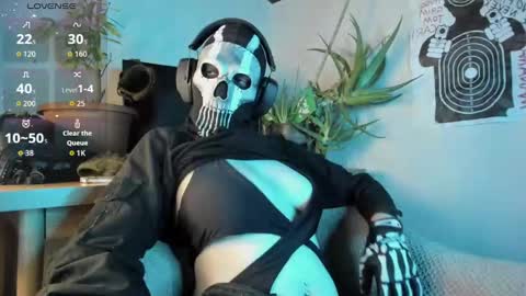 cos_operator online show from October 11, 6:50 pm