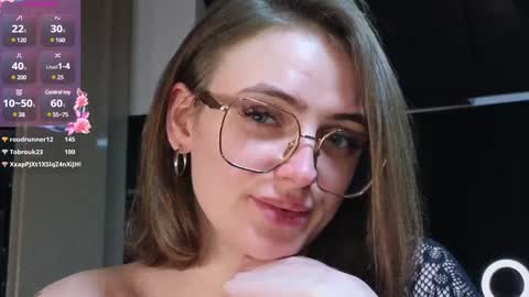 Snapshot of cosmicwish69 chatting on December 22, 10:25 pm Lili online show from December 22, 10:25 pm