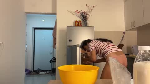 Snapshot of cosmo_pussy chatting on November 8, 6:40 pm Lina online show from November 8, 6:40 pm