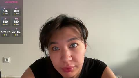 Snapshot of cosmo_pussy chatting on November 17, 10:54 am Lina online show from November 17, 10:54 am