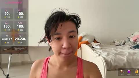 Snapshot of cosmo_pussy chatting on December 15, 9:35 am Lina online show from December 15, 9:35 am