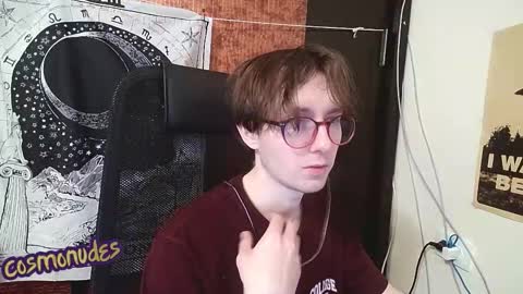 Snapshot of cosmonudes chatting on January 11, 6:24 pm Barry online show from January 11, 6:24 pm