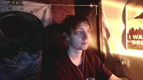 Snapshot of cosmonudes chatting on January 18, 8:01 pm Barry online show from January 18, 8:01 pm