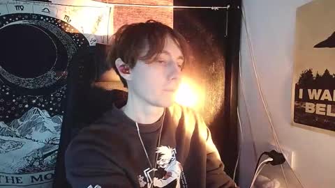 Snapshot of cosmonudes chatting on February 2, 4:17 pm Barry online show from February 2, 4:17 pm