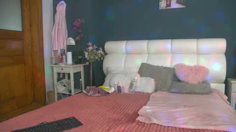 cougarmilf_ online show from May 5, 2:14 pm