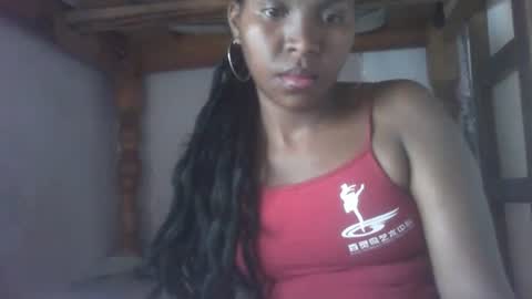 couleur_vanille online show from March 11, 5:49 am