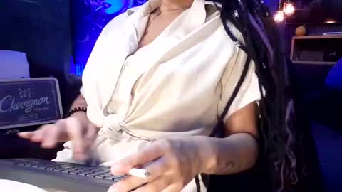 Snapshot of countessofthenight69 chatting on September 19, 7:36 pm Emma steffano fraggacci online show from September 19, 7:36 pm