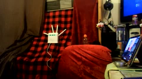 Snapshot of countryfuckers chatting on February 4, 2:43 pm Alaskawildcouple online show from February 4, 2:43 pm