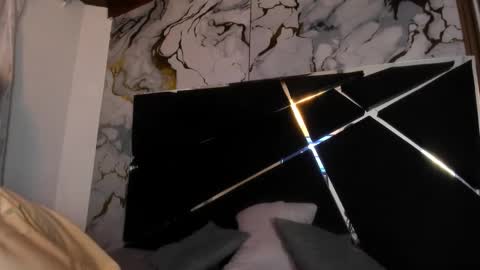 couple_in_heat_ online show from February 24, 7:34 pm