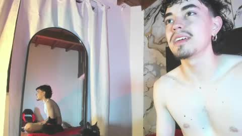 couple_in_heat_ online show from May 17, 11:06 am