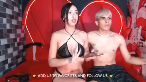 MIA LIZ AND SAM online show from January 7, 7:59 pm