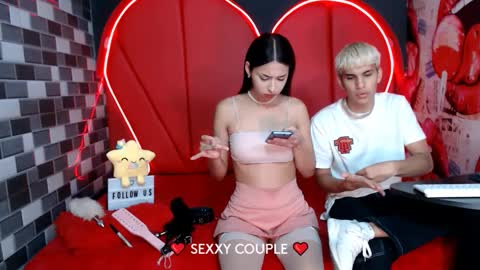 MIA LIZ AND SAM online show from January 20, 11:21 pm