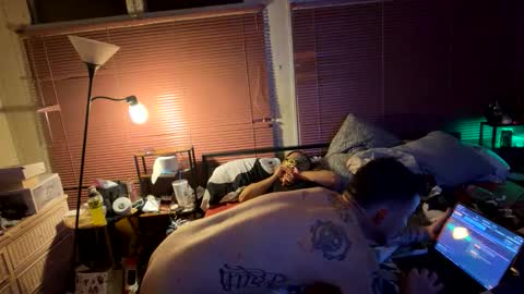 couplelkingtoplay online show from February 15, 8:57 am